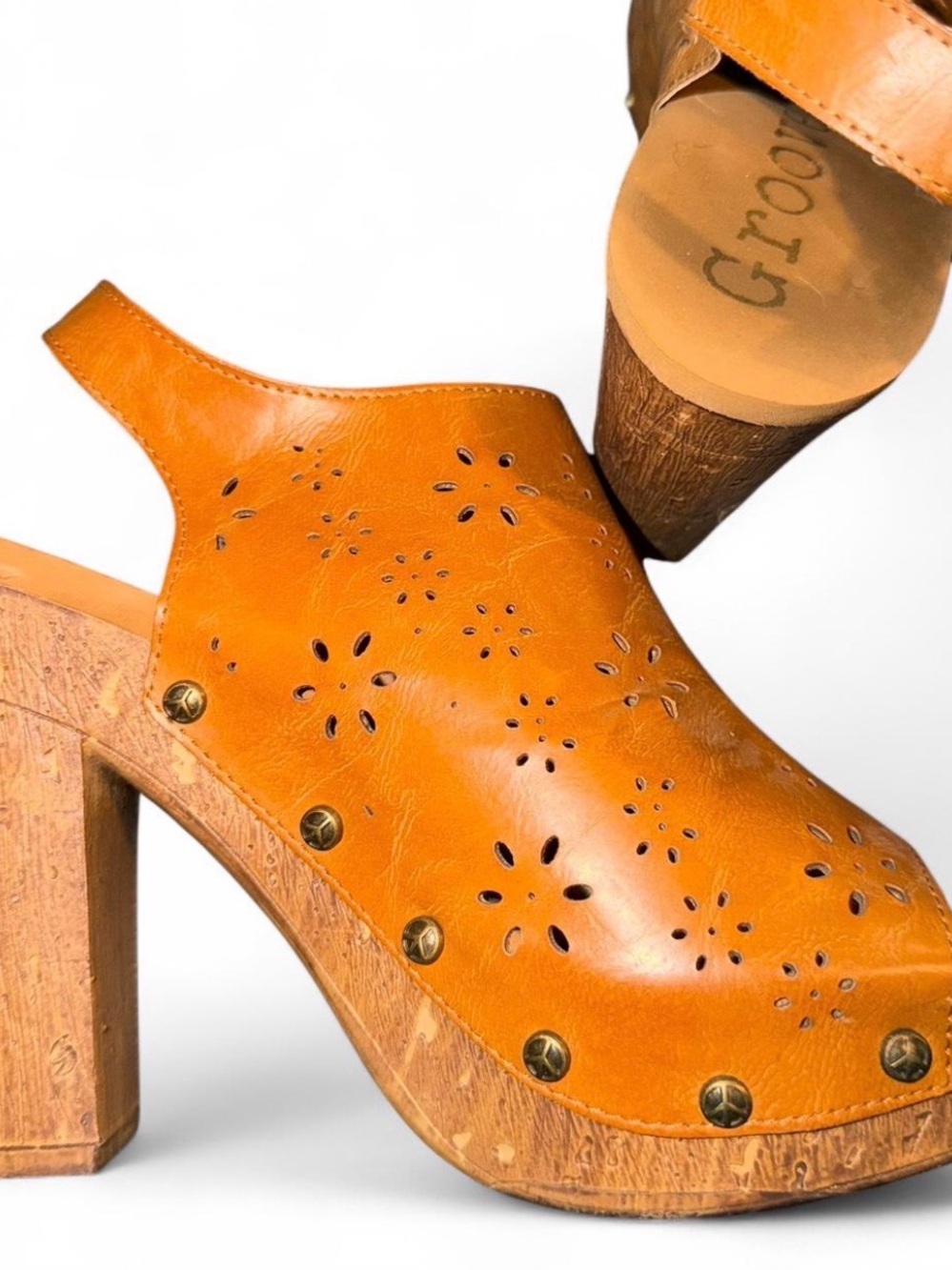groove Tan Floral Laser-Cut Leather Clog Heels